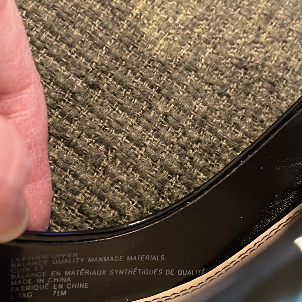 Franco Sarto Black Patent Leather Slingback Pumps (sz 7 1/2) - Picture 5 of 6